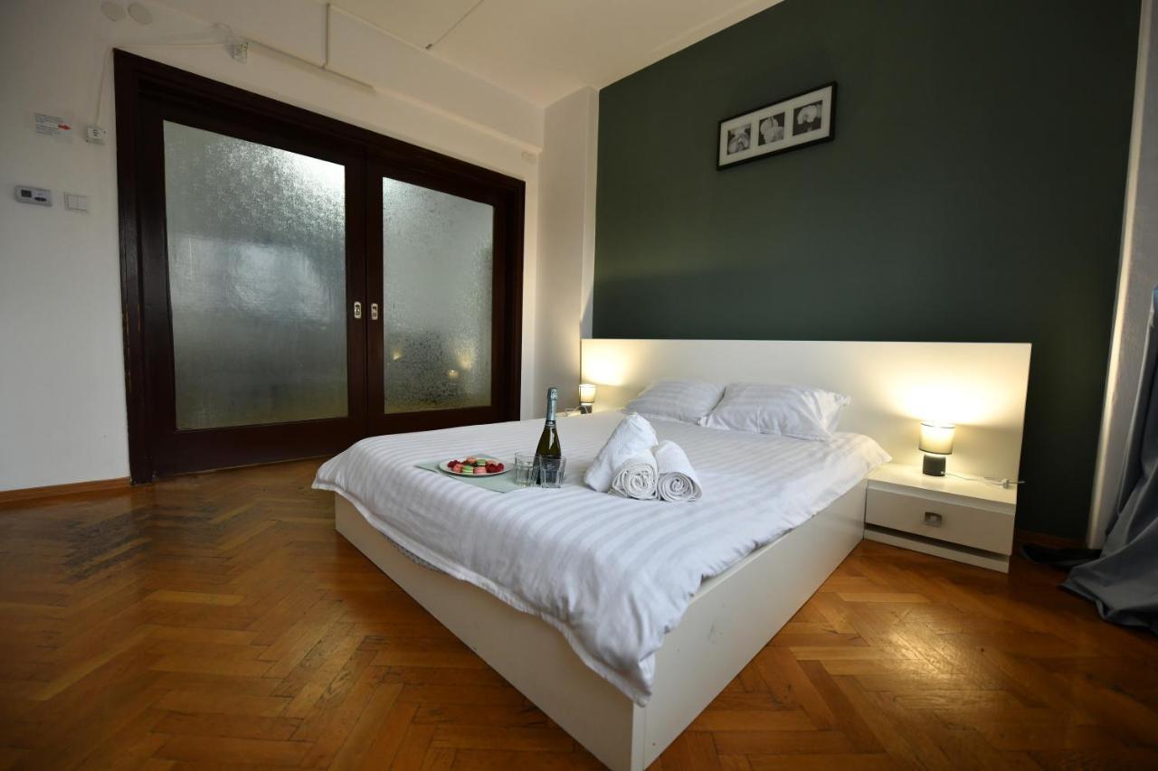 Great View, 2 Bdr Ap In Center Very Close To Old Town 부쿠레슈티 외부 사진