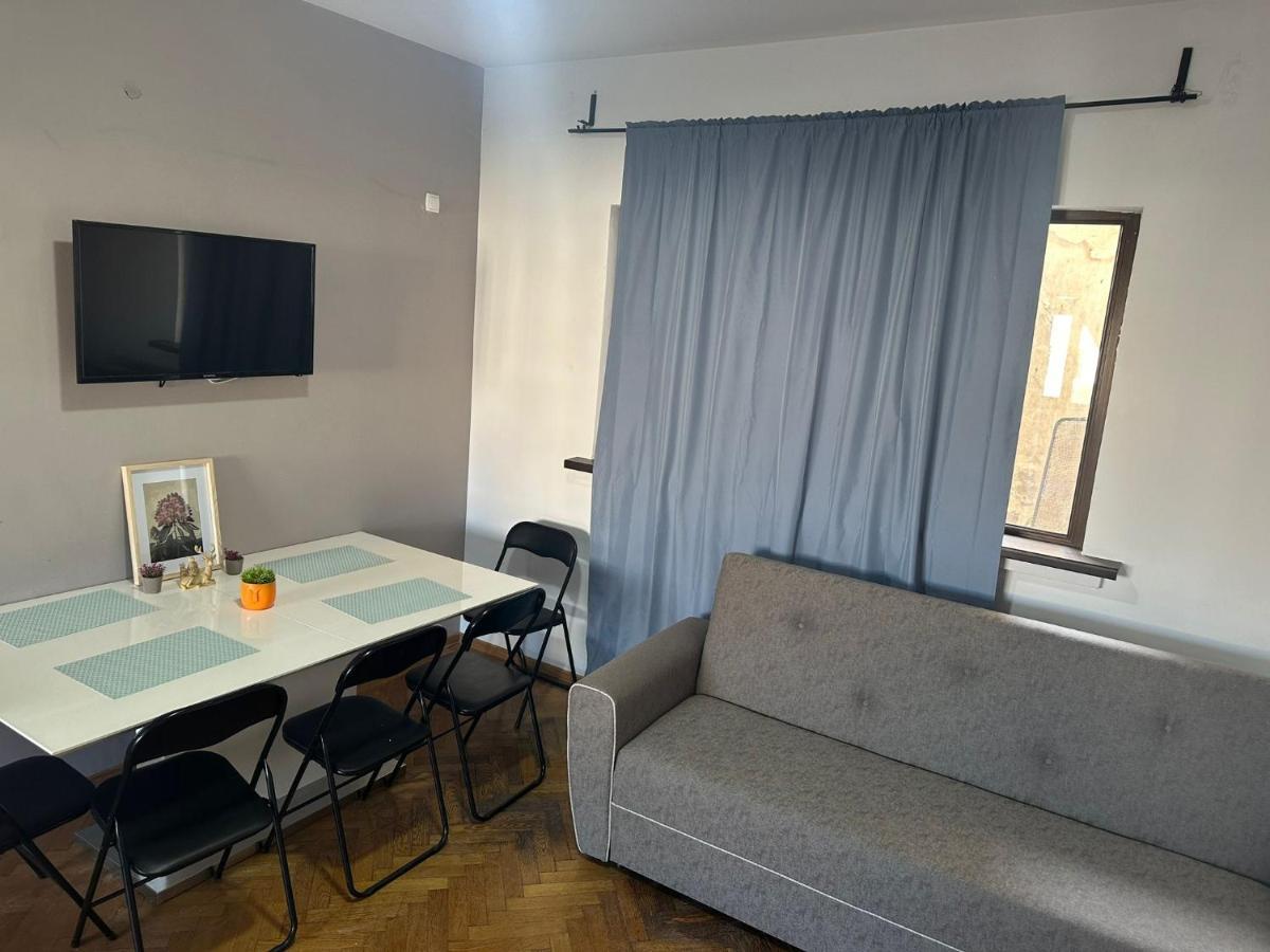 Great View, 2 Bdr Ap In Center Very Close To Old Town 부쿠레슈티 외부 사진